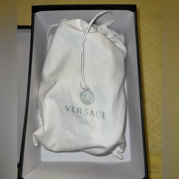 Versace shoes - Picture 5 of 13